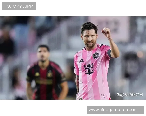 足球传奇人物盘点：从贝利到梅西这些球员如何书写不朽篇章